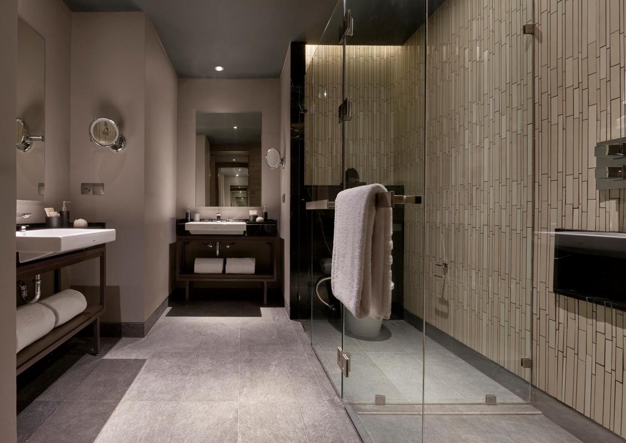 Alila Scbd Jakarta Zimmer foto
